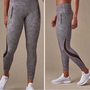 Lululemon invigorate leggings
